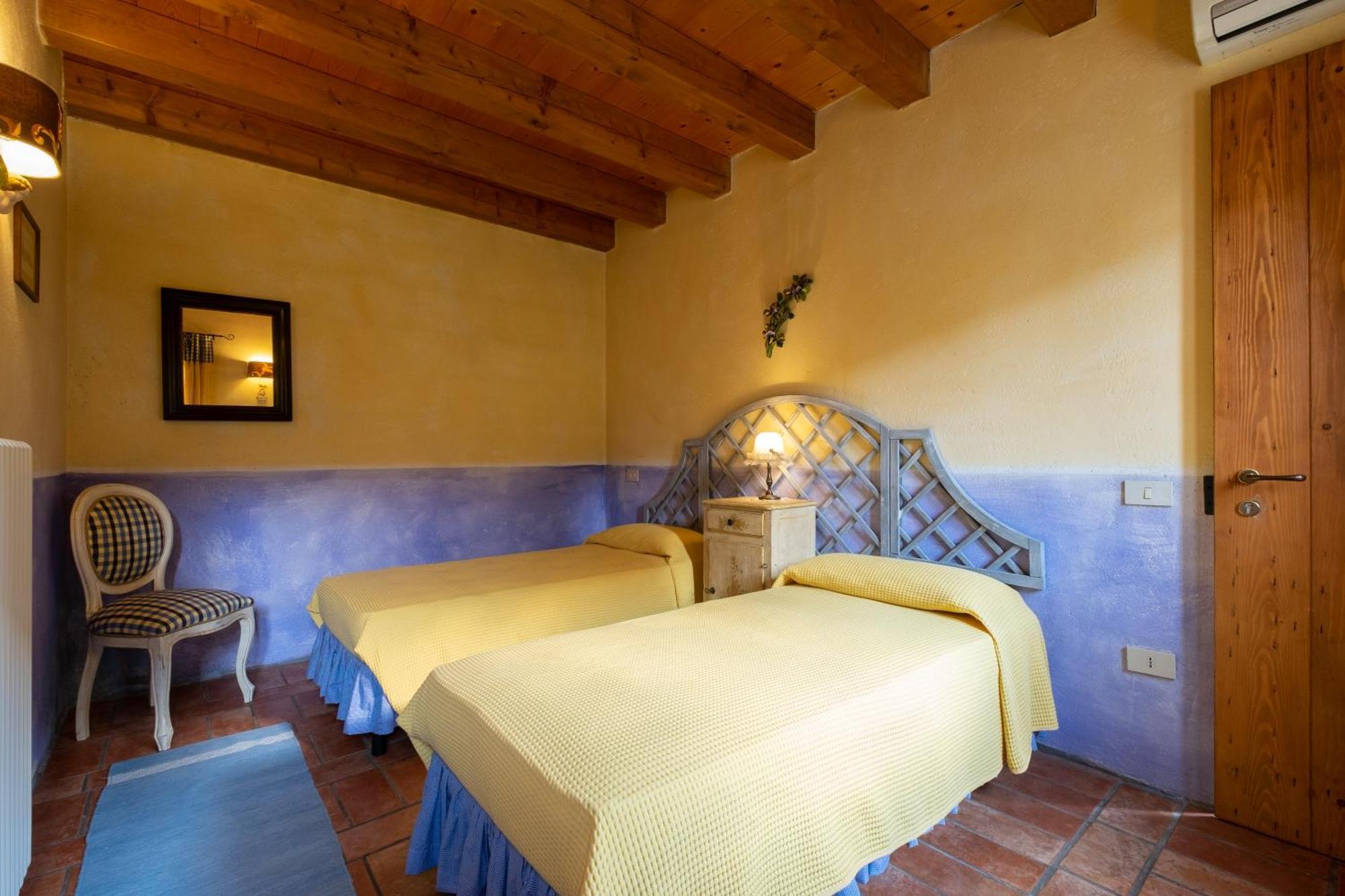 Rosalimone Bed & Breakfast 2*